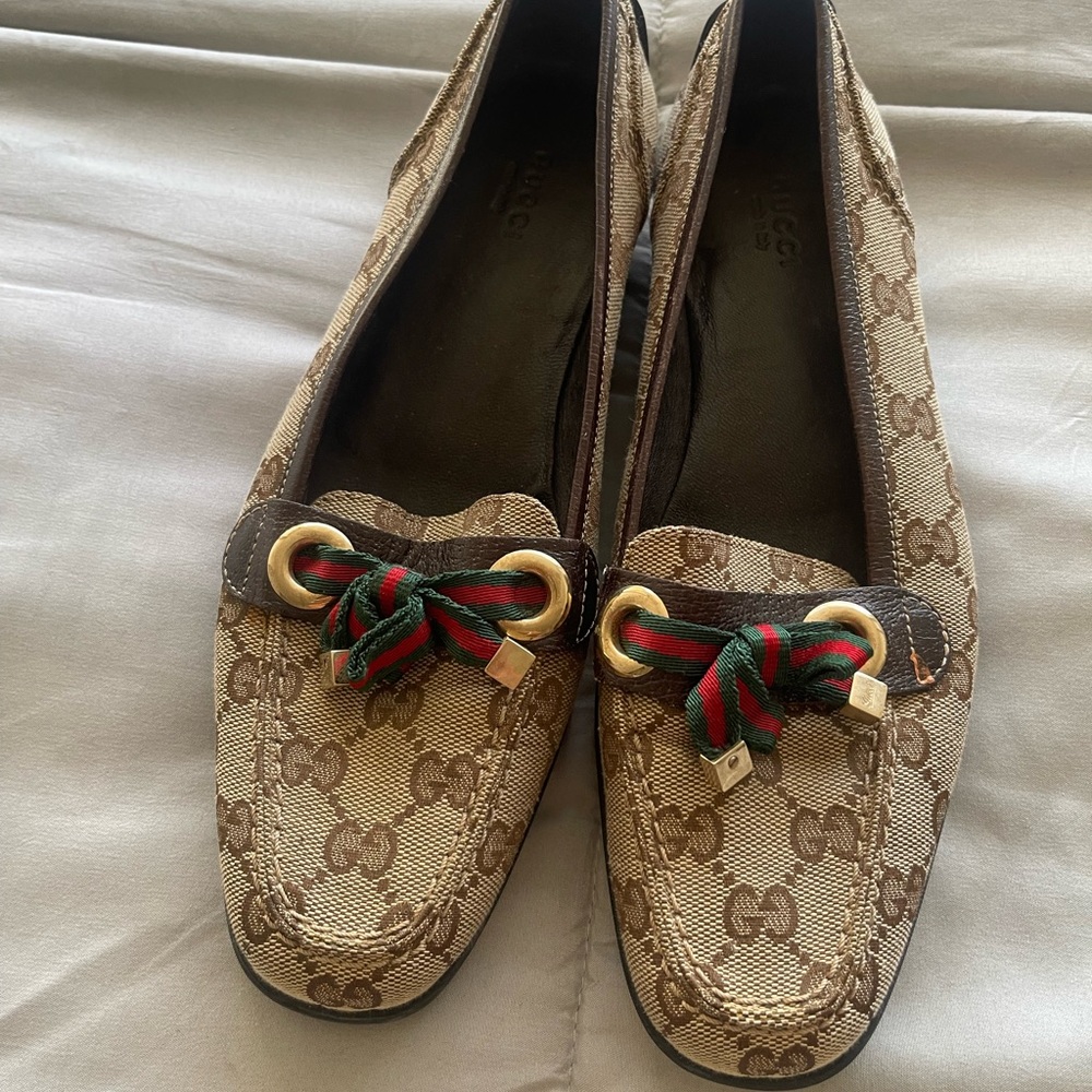 Authentic Gucci loafers.